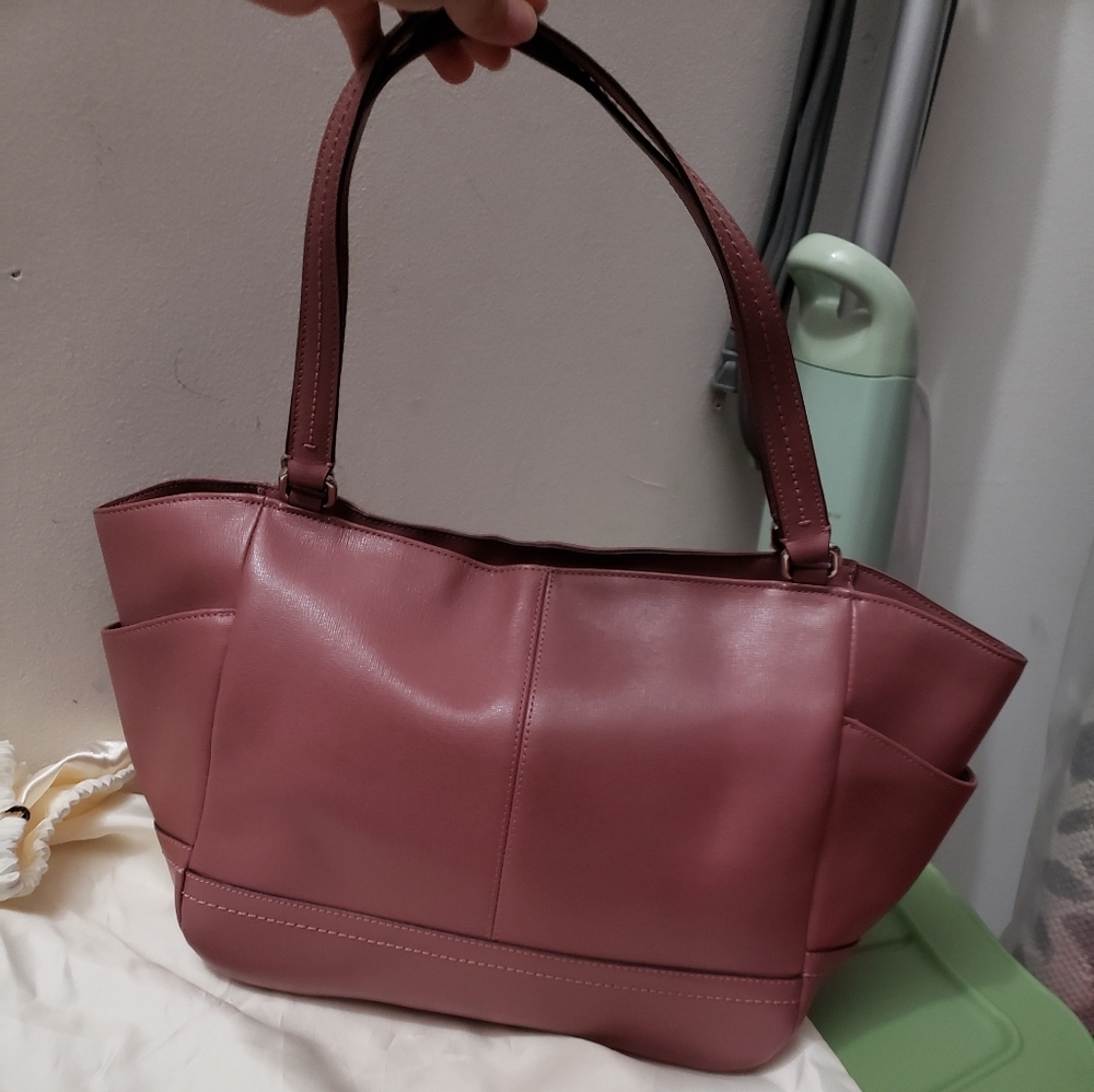 Preowned Coach Dusty Rose Leather Tote Bag